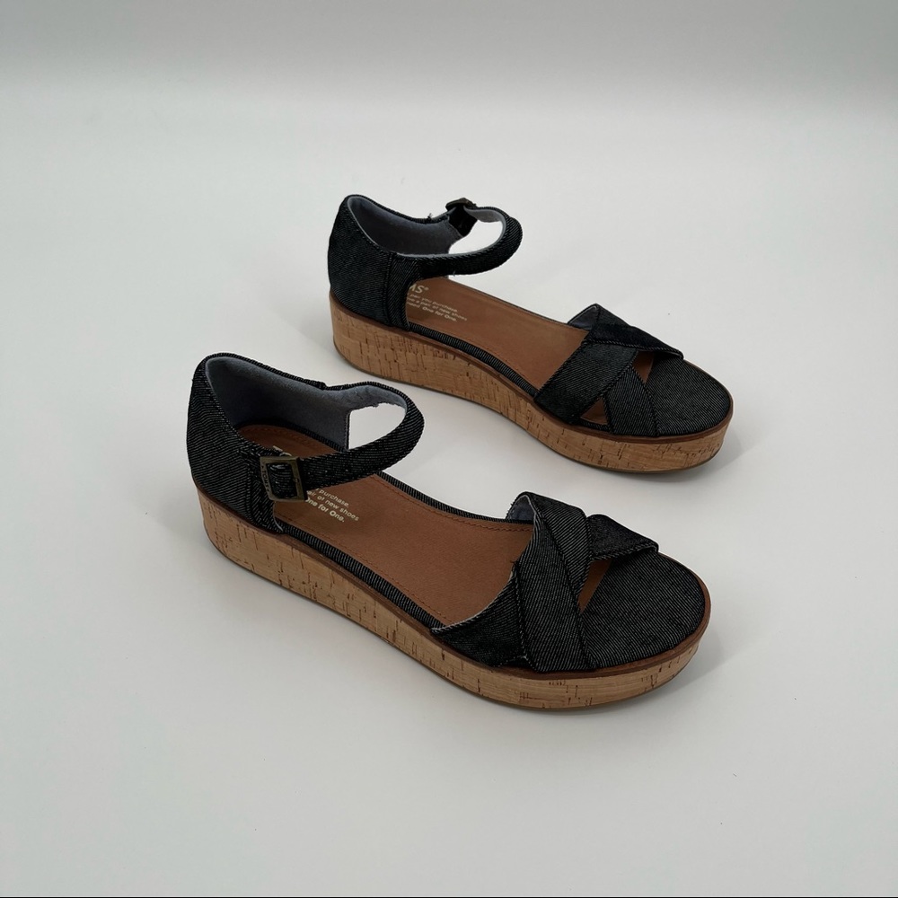 Toms Black Wedges